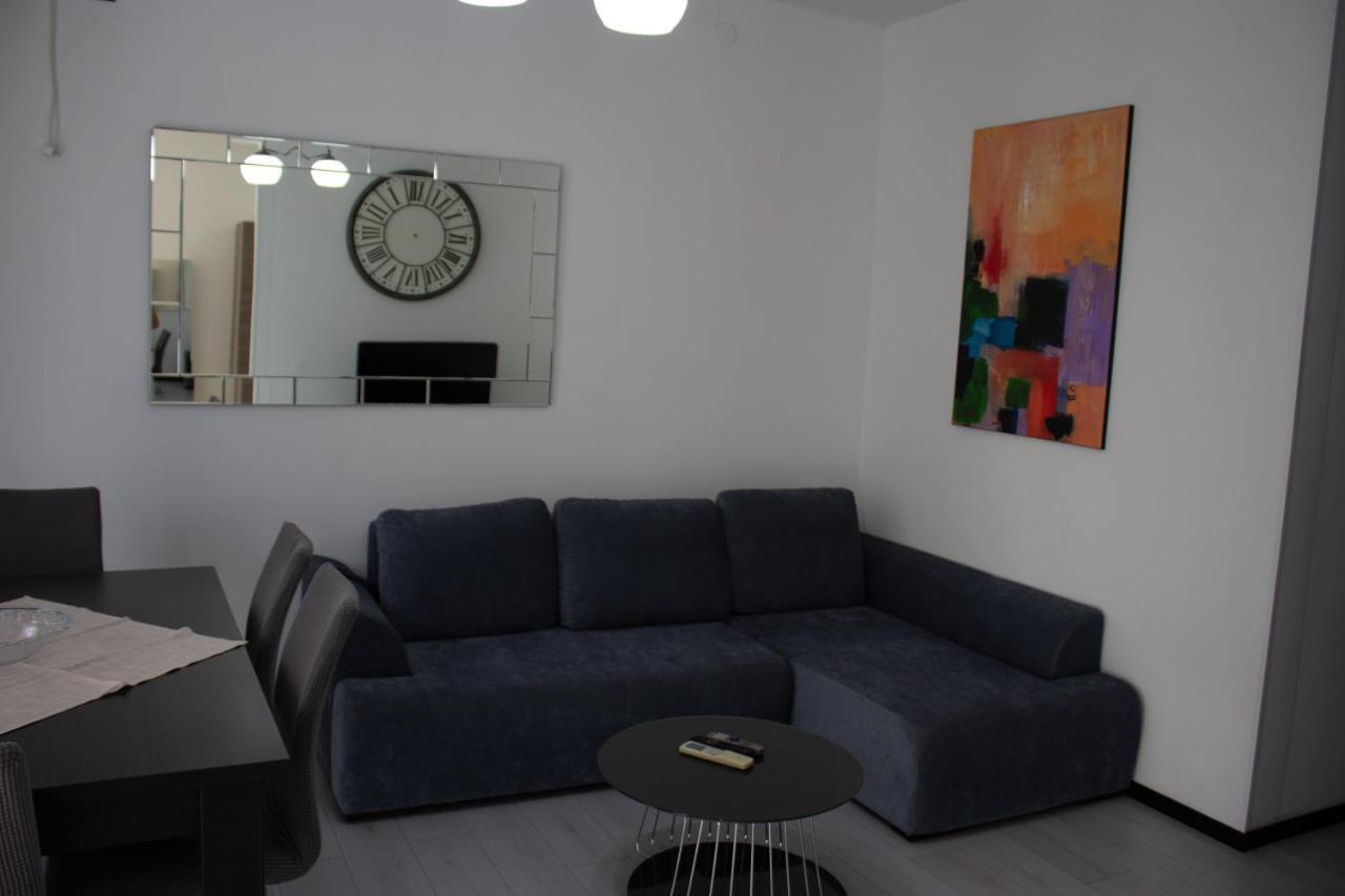 Apartments Villa Jelena Vodice Exterior photo