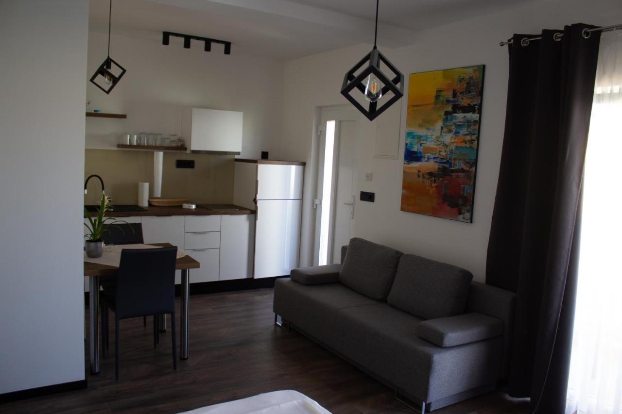 Apartments Villa Jelena Vodice Exterior photo