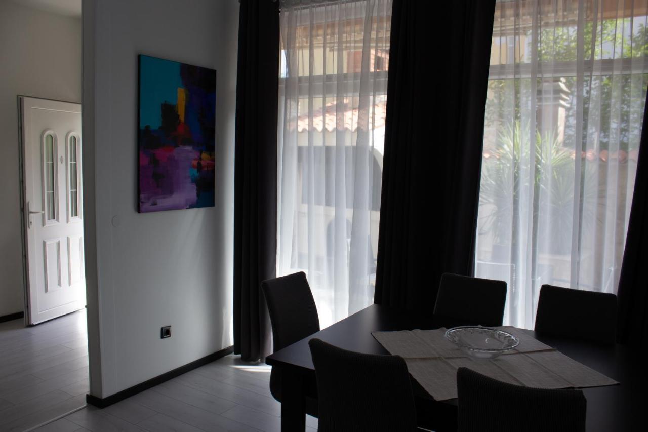 Apartments Villa Jelena Vodice Exterior photo