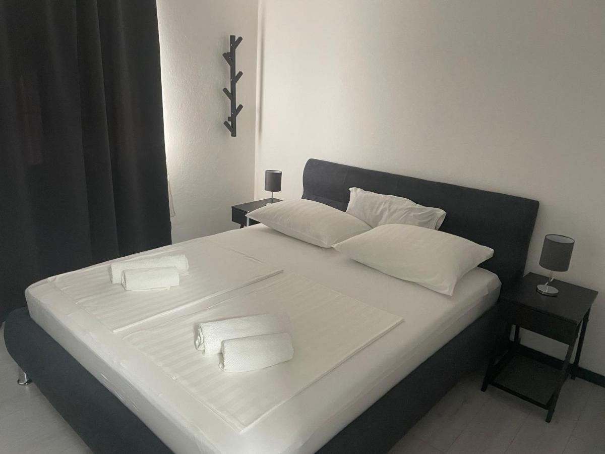 Apartments Villa Jelena Vodice Exterior photo